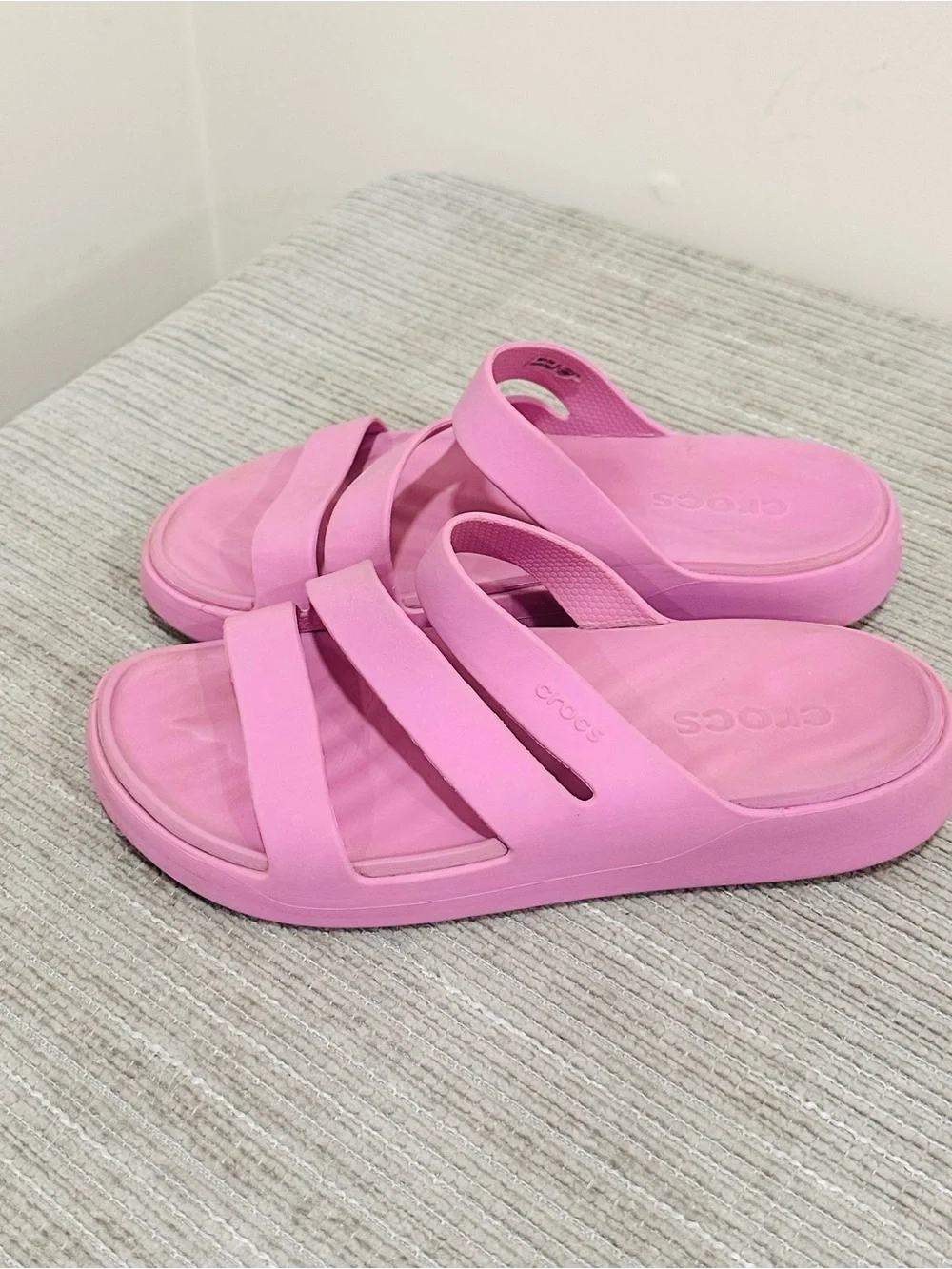 Crocs Getaway Strappy Sandals Pink Women’s Size US 7 / EU 37-38 Waterproof Slide
